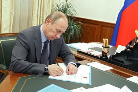 Putin bir sərəncamla Tiflisə 710 milyon ziyan vurdu
