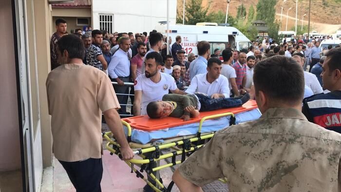 Türkiyədə mikroavtobus aşıb, 8 nəfər ölüb, 5 nəfər yaralanıb
