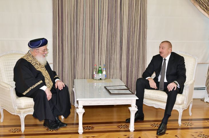Prezident İlham Əliyev Qüds Sefardi ortodoks baş ravvinini qəbul edib