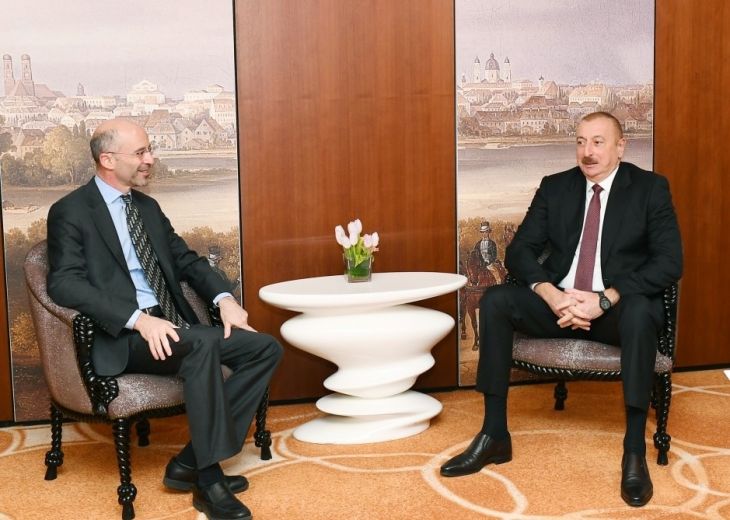 İlham Əliyev Beynəlxalq Böhran Qrupunun prezidenti və baş icraçı direktoru ilə görüşdü