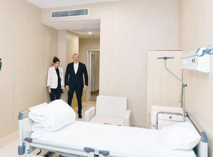 İlham Əliyev “Yeni klinika” tibb müəssisəsinin açılışında iştirak edib