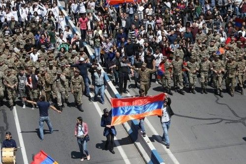 Ermənistanda Paşinyanın istefası tələbi ilə etiraz aksiyaları keçirilir - FOTO