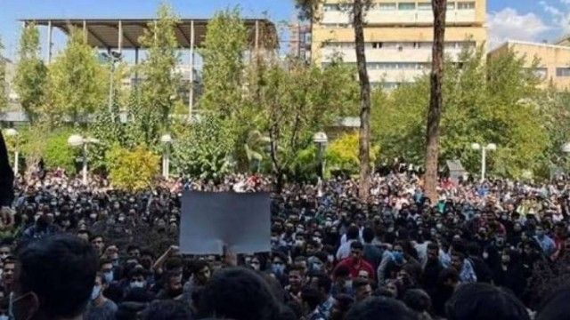 İran prezidenti bu gün xalqa müraciətlə çıxış edəcək