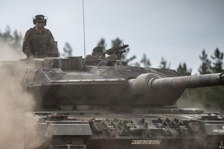 Polşa Ukraynaya tank vermək üçün “kiçik koalisiya” yarada bilər